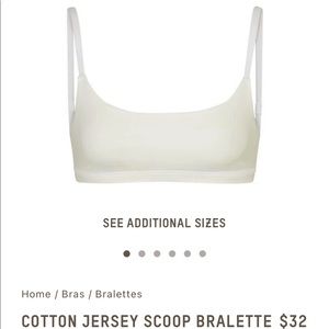 SKIMS COTTON JERSEY SCOOP BRALETTE in Bone color